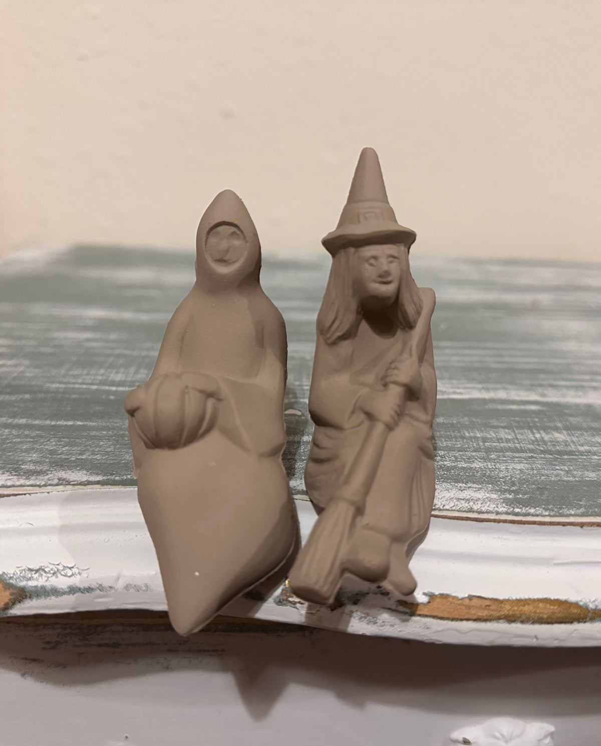 Ghost & Witch Shelf Sitters